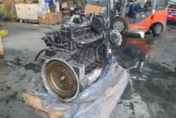 QSB6.7-C220 Diesel Engine Original USA